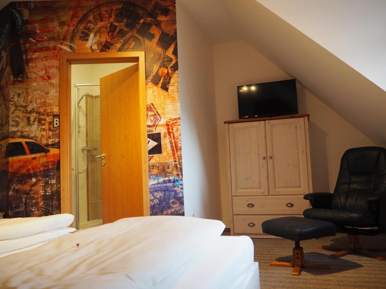 Paga - Parkgaststaette Hotel Ehrenburg Eksteriør billede